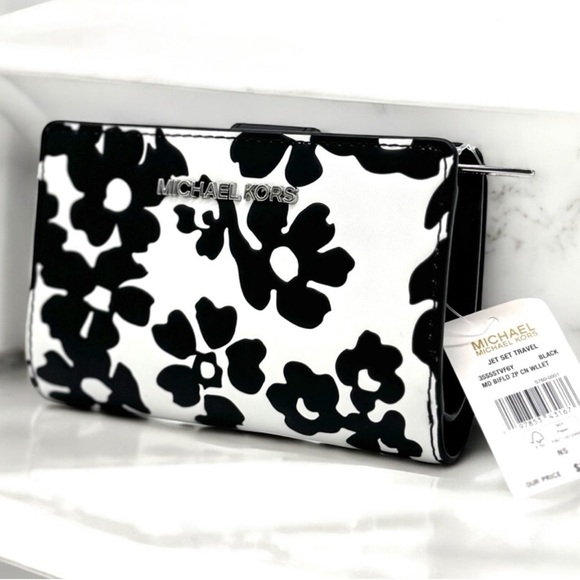 Michael Kors Medium Jet Set Travel Zip Chain Bifold Wallet Black Multi - Picture 1 of 8